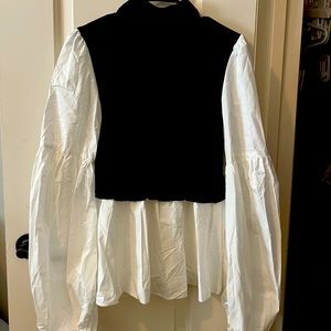 Top with ballon sleeve